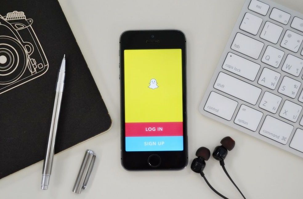 snapchat - spying